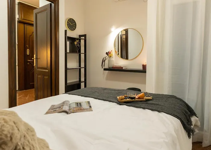 Apartament Urban Haven *